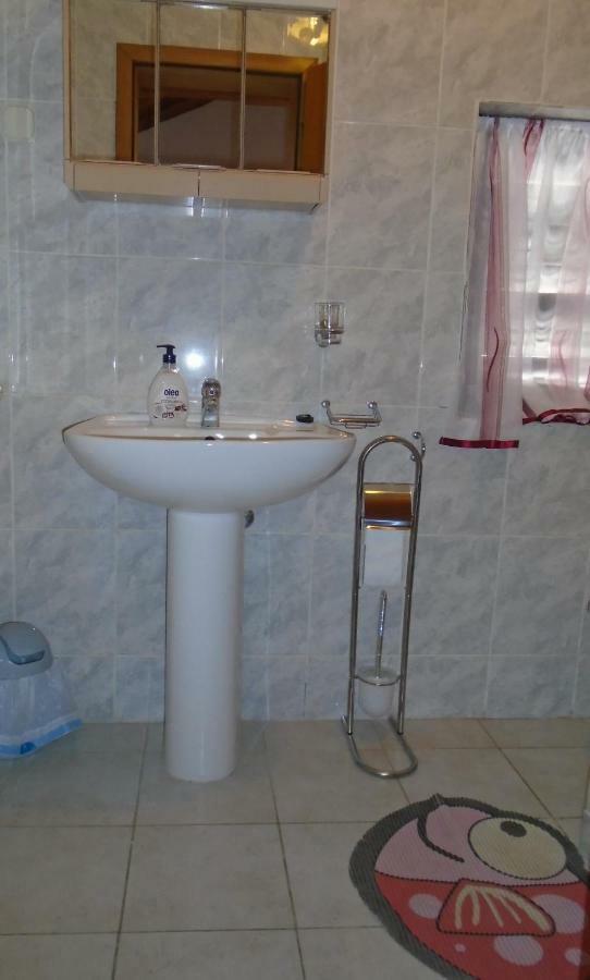 אורביץ Apartments Vidic מראה חיצוני תמונה